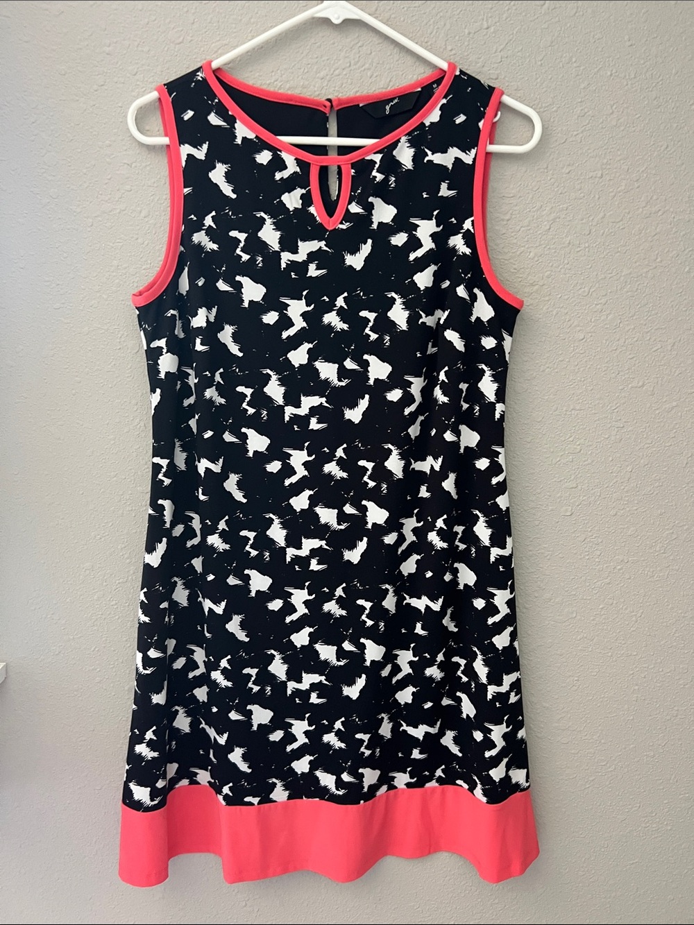 GNW Black & White Patterned Sleeveless Dress with Coral Trim